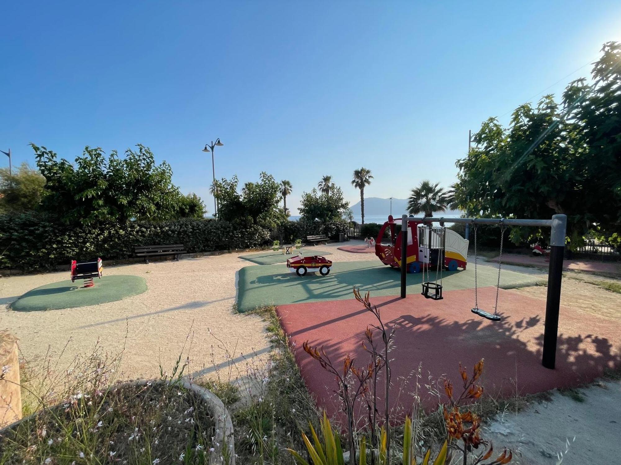 Superbe Studio Avec Terrasse Proximite Plage Saint-Mandrier-sur-Mer Εξωτερικό φωτογραφία